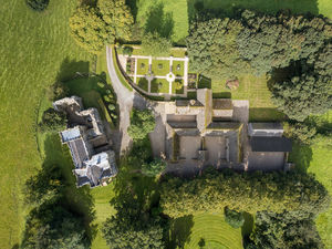 Photo 12- click for photo gallery